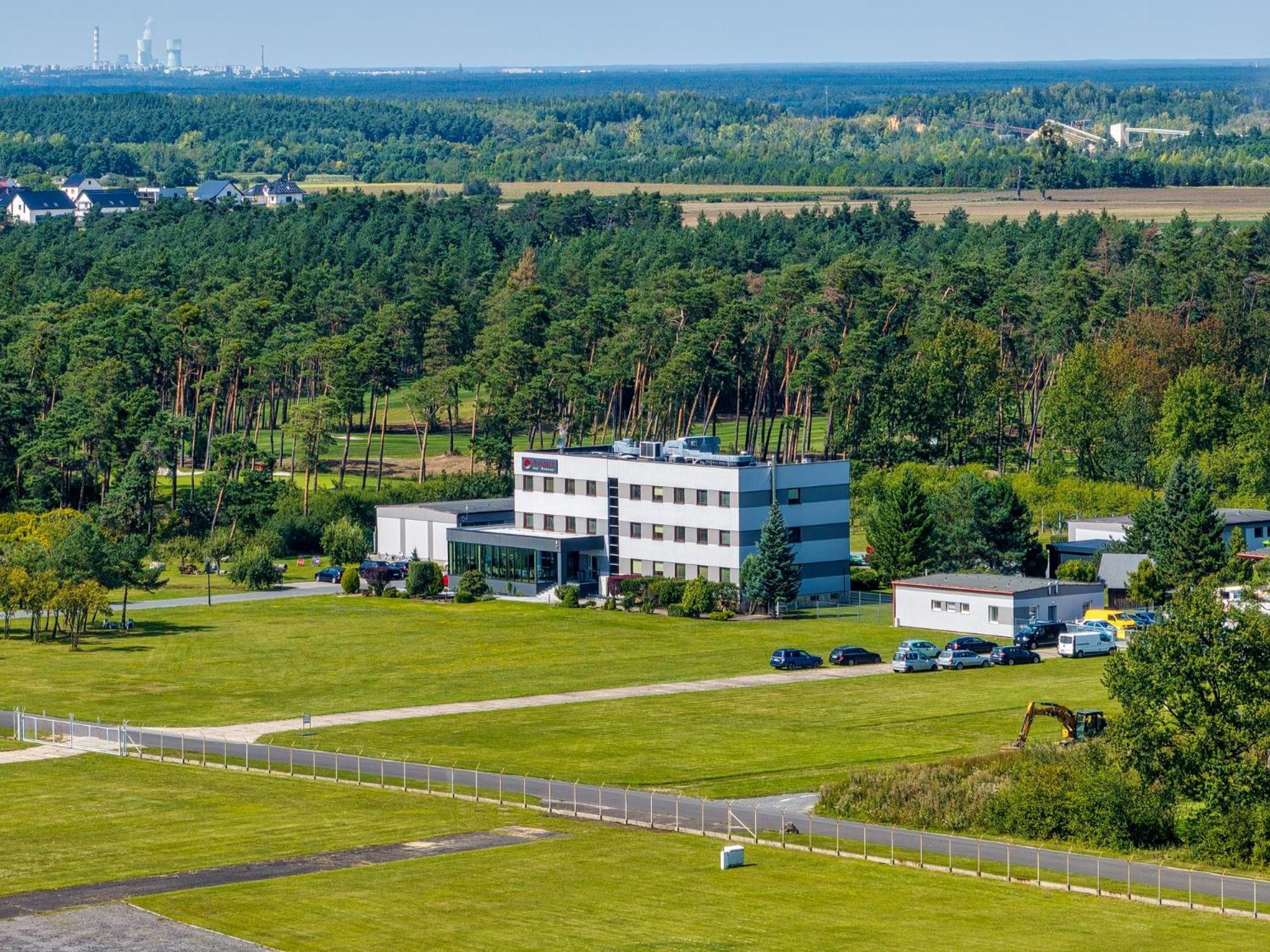 Hotel Aviator Kamien Slaski Buitenkant foto