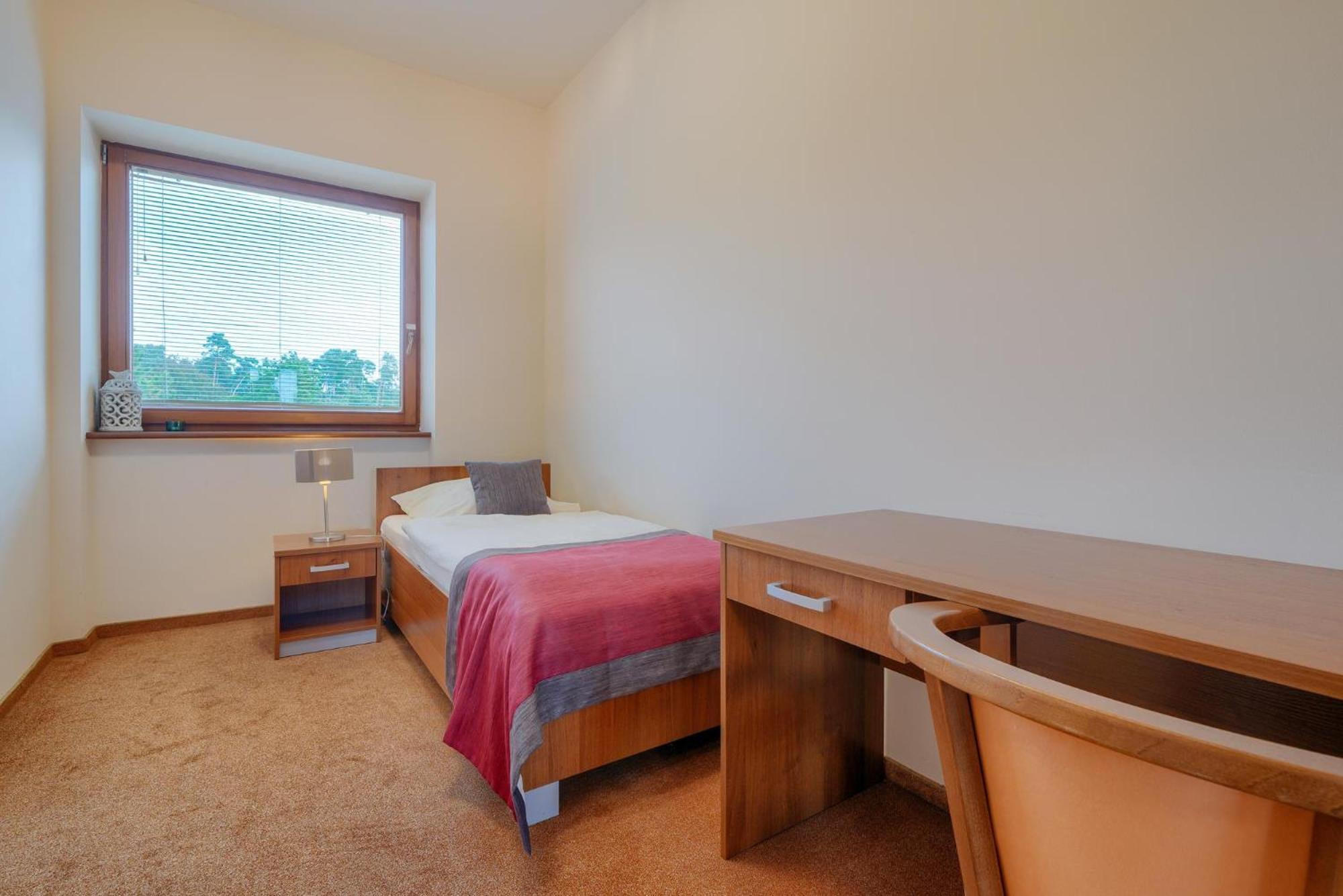 Hotel Aviator Kamien Slaski Buitenkant foto